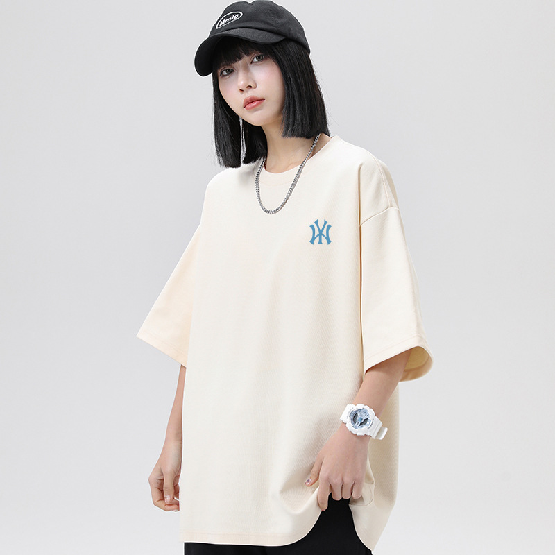 ジェンダーレスファッション うさぎモチーフ Tシャツ