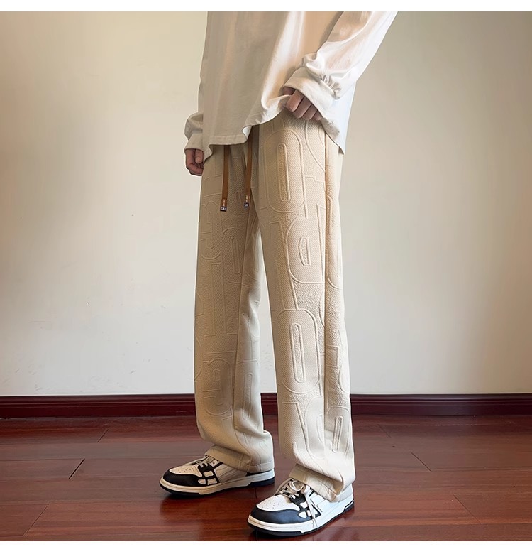 ジェンダーレスファッション 立体エンボスワイドパンツ