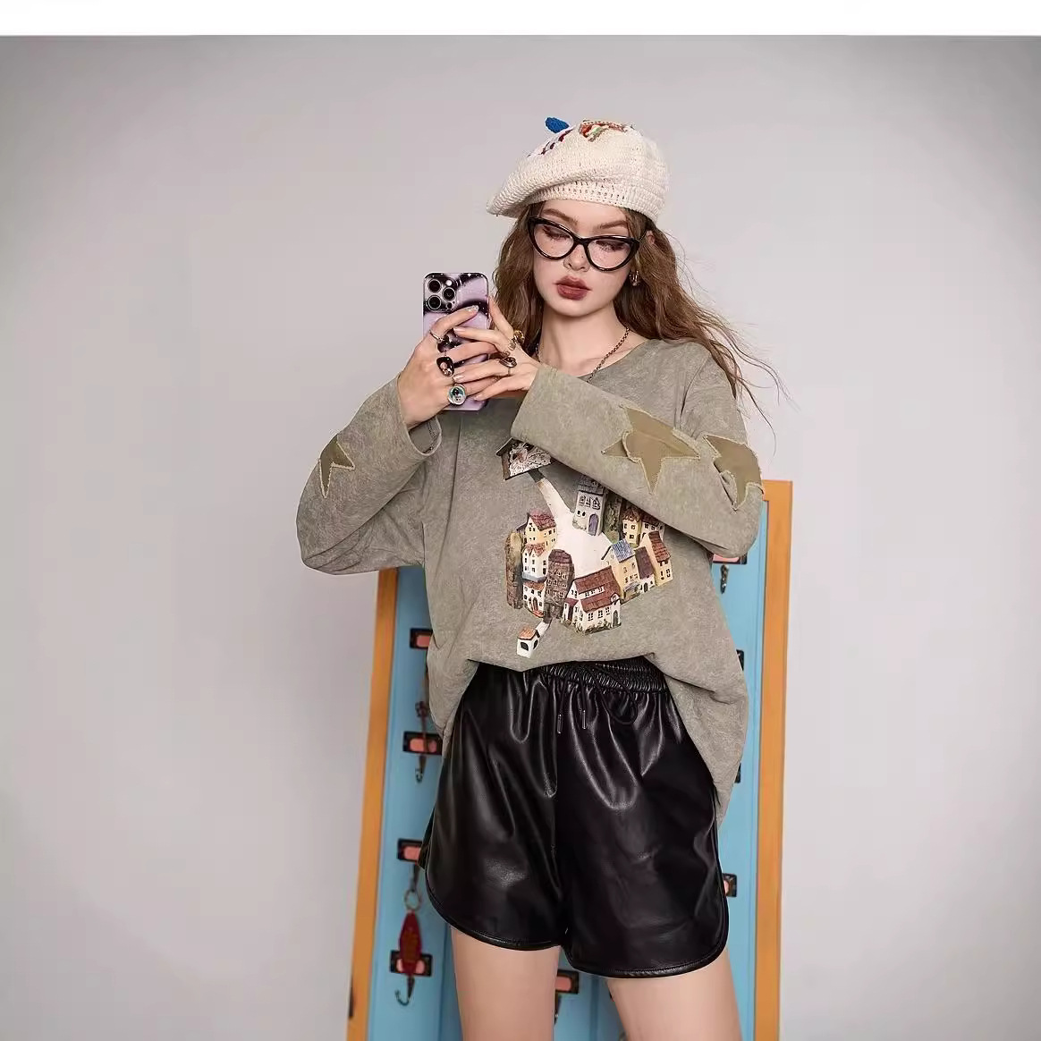 ジェンダーレスファッション ゆったりロングTシャツ