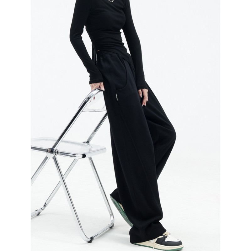 ジェンダーレスファッション ゆったりシルエットスウェットパンツ