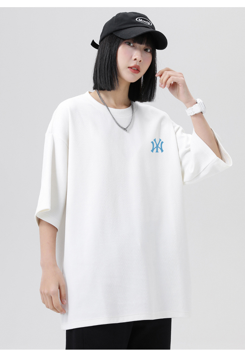 ジェンダーレスファッション うさぎモチーフ Tシャツ