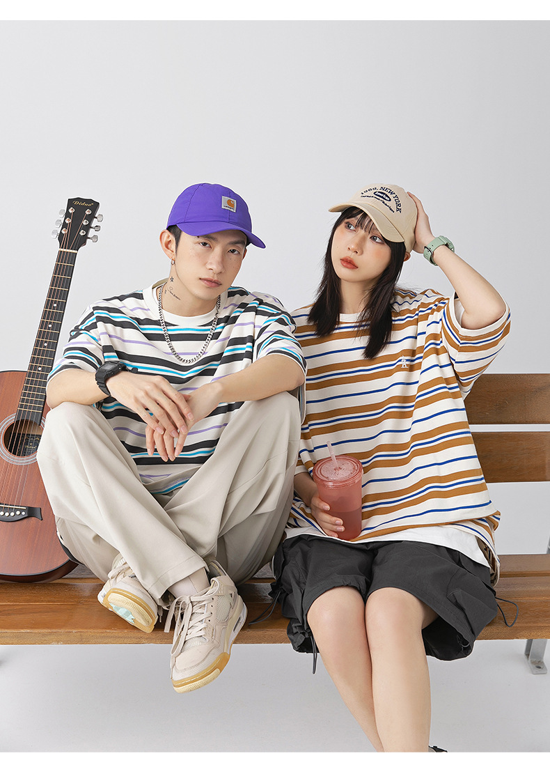 ジェンダーレスファッション ゆったりボーダーＴシャツ