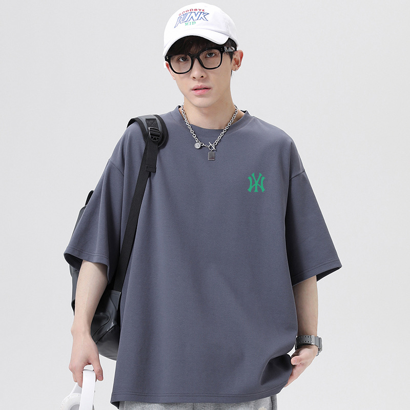 ジェンダーレスファッション うさぎモチーフ Tシャツ