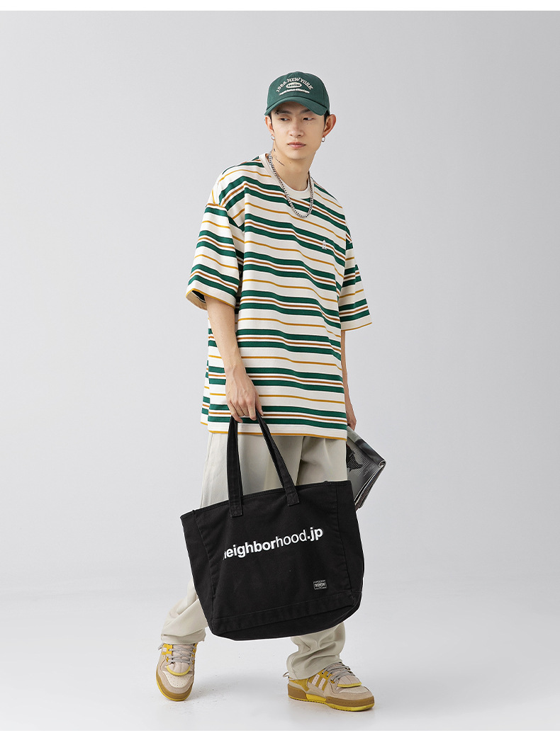 ジェンダーレスファッション ゆったりボーダーＴシャツ