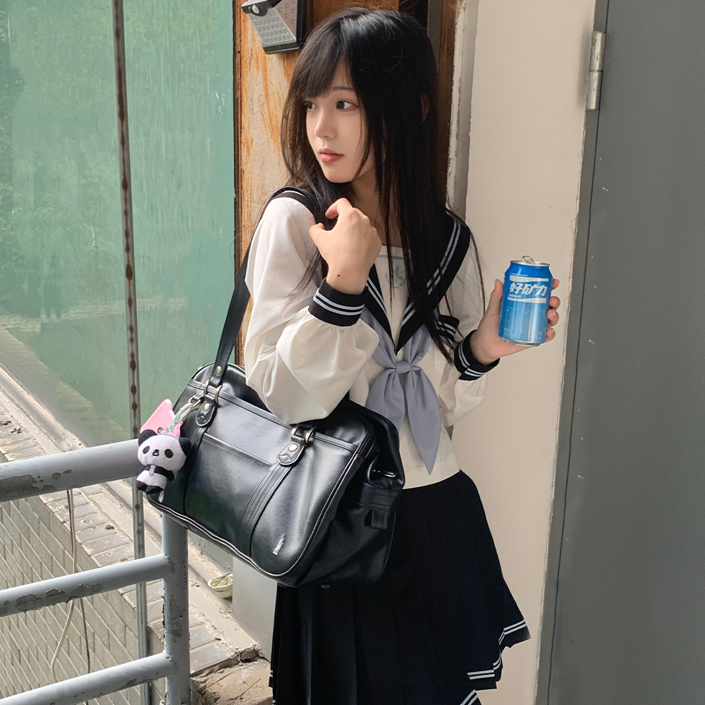 https://fulmo-img-server.com/unicoll/0cb4c679-95de-4541-98a7-c1a16022aabd.jpg