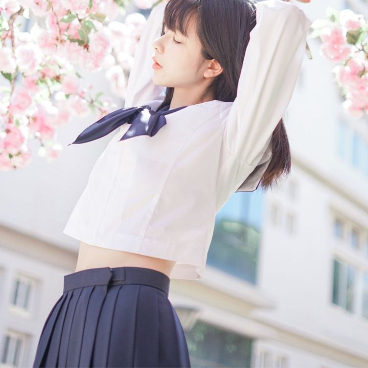 制服コスプレ 春色セーラー服 清楚な学生風制服
