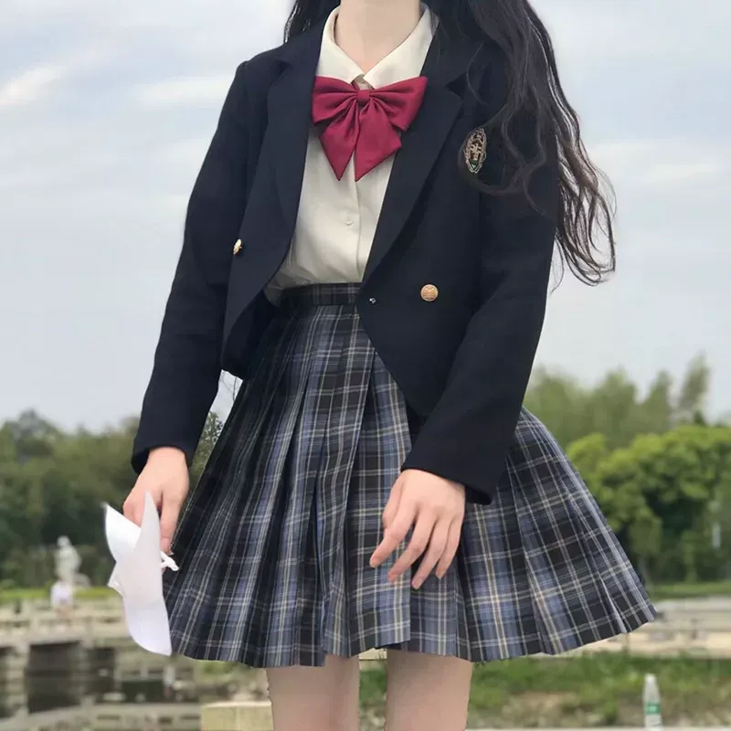 https://fulmo-img-server.com/unicoll/1787779239983_uvu0czw5_whg2a49g.webp