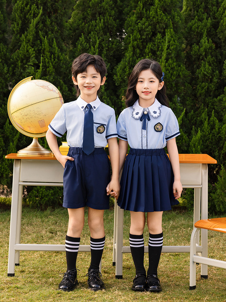 【Kids】王冠エンブレム学園制服セット