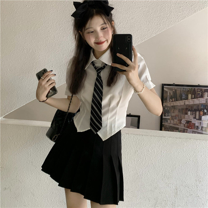 https://fulmo-img-server.com/unicoll/2216404c-463f-46a6-a8cf-d0d174ae31c9.jpg
