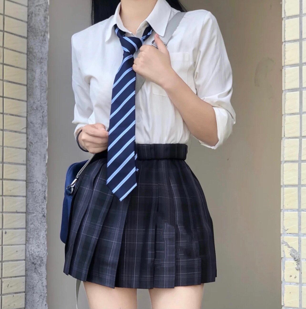 https://fulmo-img-server.com/unicoll/26599dcb-d0ad-44a3-92a2-f1d0324b33eb.jpg