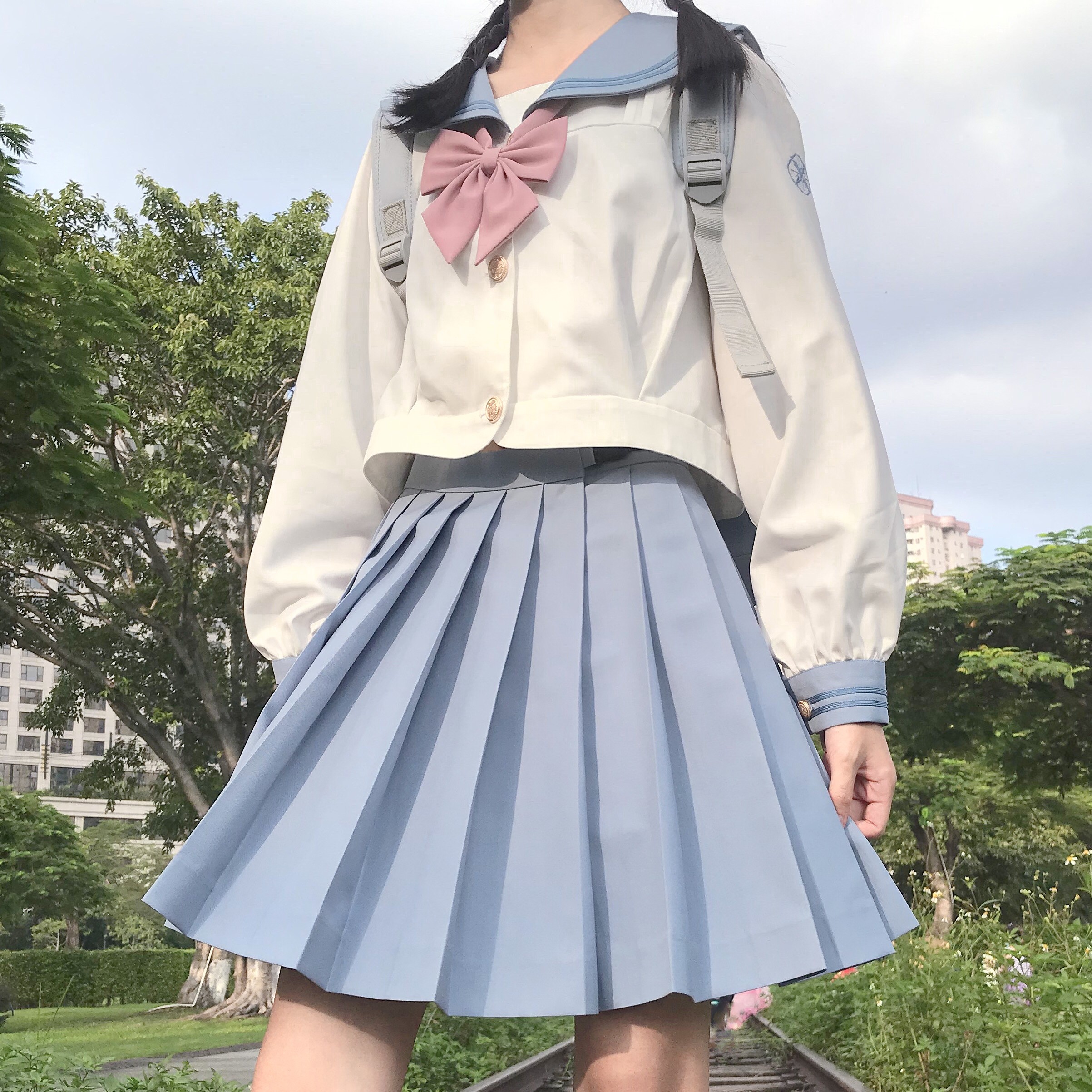https://fulmo-img-server.com/unicoll/3196edb4-71a9-40dd-8ec3-1fe4d964dcf6.jpg