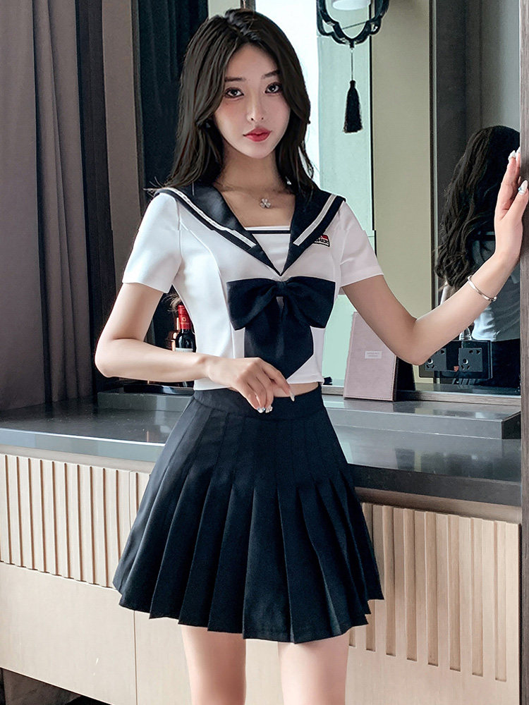 https://fulmo-img-server.com/unicoll/42ac0ed3-785d-4a38-a0d4-fde0a5a75603.jpg