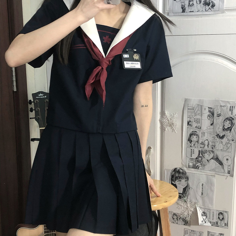 セーラー服　刺繍入り半袖トップス×スカート 上下セット