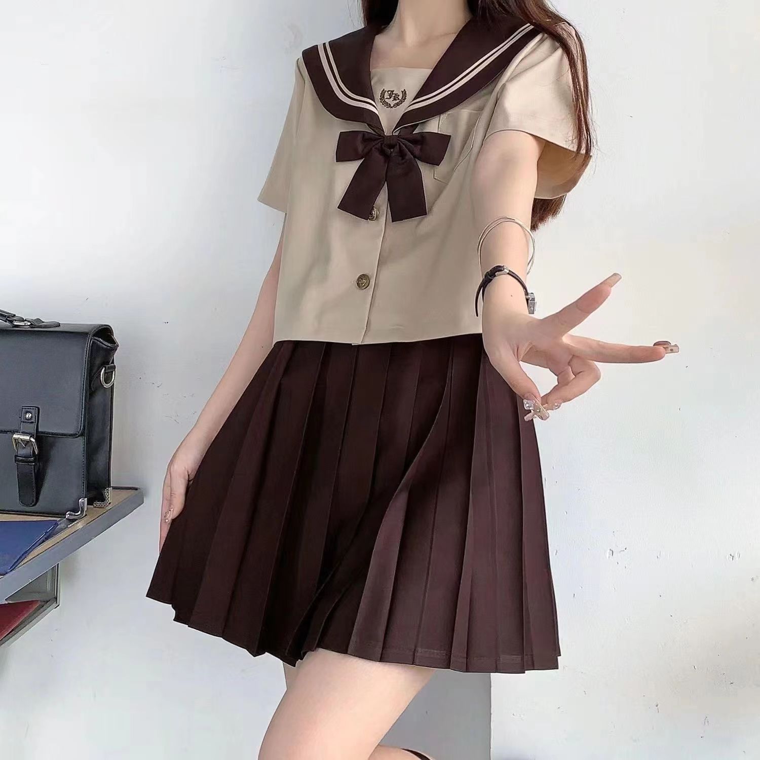 制服コスプレ　半袖／長袖 ブラウン　茶色　上品　レトロ　セーラー服