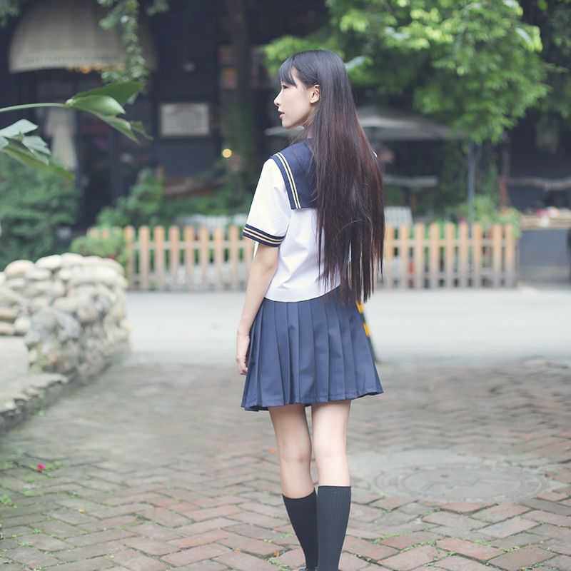 https://fulmo-img-server.com/unicoll/53ebeda8-2879-41d4-b56f-699f9e5a9801.jpg