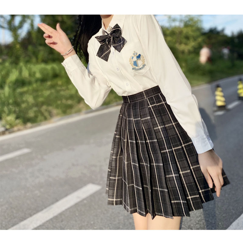 https://fulmo-img-server.com/unicoll/661c379a-1407-4e03-9bce-fdaf0025a1bd.jpg