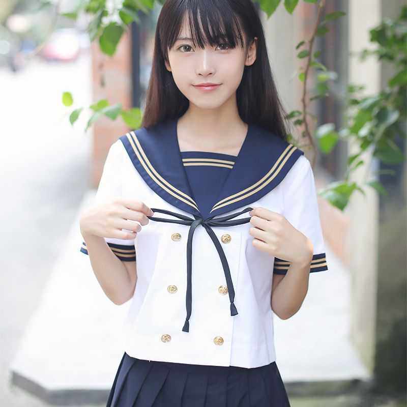 清楚系セーラー服 ゴールドライン襟 半袖プリーツスカートセット