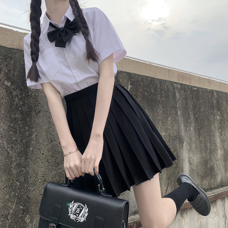 https://fulmo-img-server.com/unicoll/79a93a17-0104-474f-9b33-d5f46ab16b2e.jpg