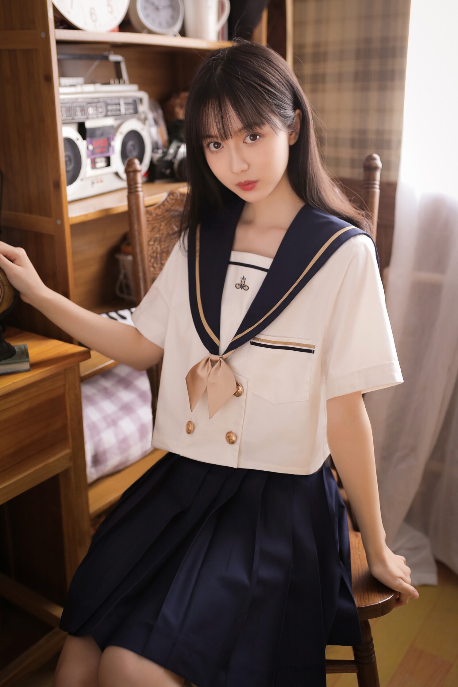 上品/エレガント/清楚系セーラー服 ゴールドリボン　コスプレ衣装セット