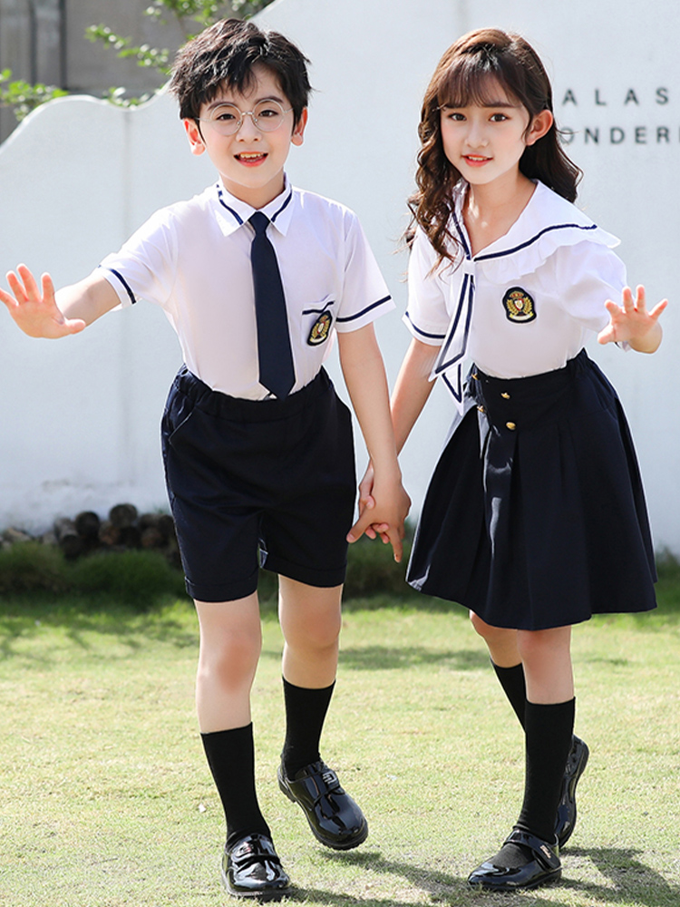 【Kids】エンブレム付き学園風制服セット