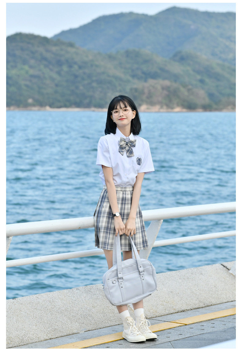 https://fulmo-img-server.com/unicoll/873ec47c-28a1-42f1-af83-6752c45c0d26.jpg
