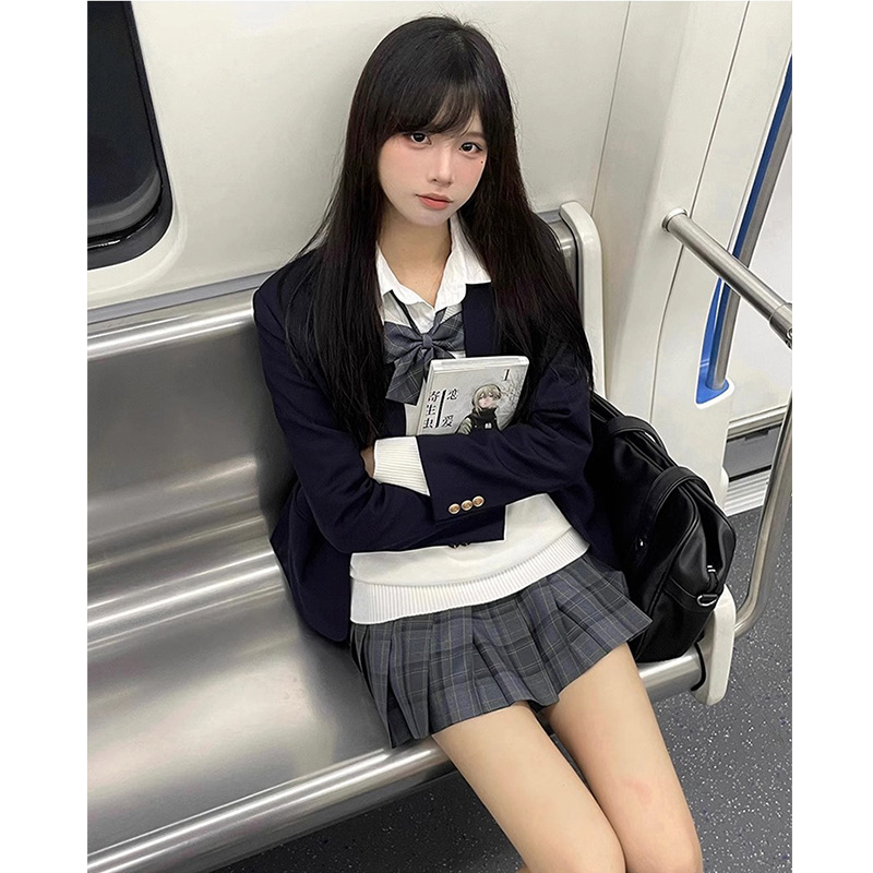 https://fulmo-img-server.com/unicoll/8f31a84e-919b-4604-a889-0118e4c8c54e.jpg