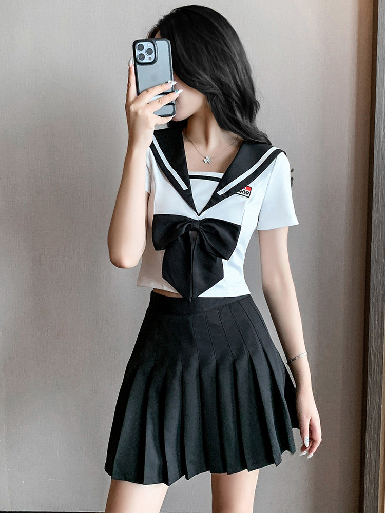 https://fulmo-img-server.com/unicoll/9348fe54-1887-4ee0-bb23-cf99600e9e34.jpg