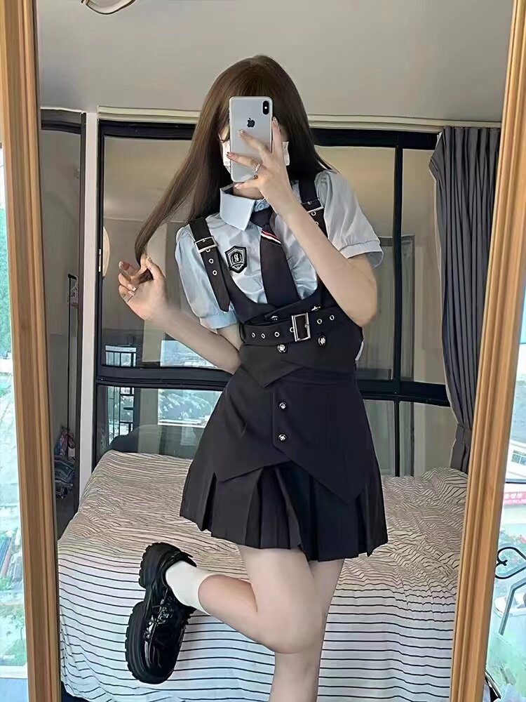 https://fulmo-img-server.com/unicoll/9a27d563-f68c-44ee-b1e3-ede6fdafec34.jpg