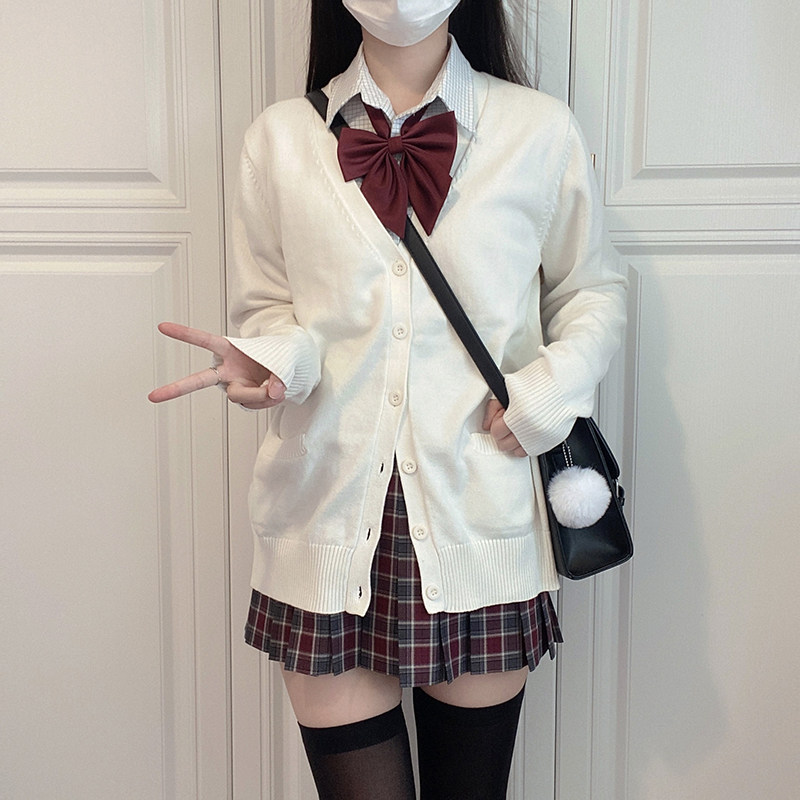 学園風　ニットカーディガン