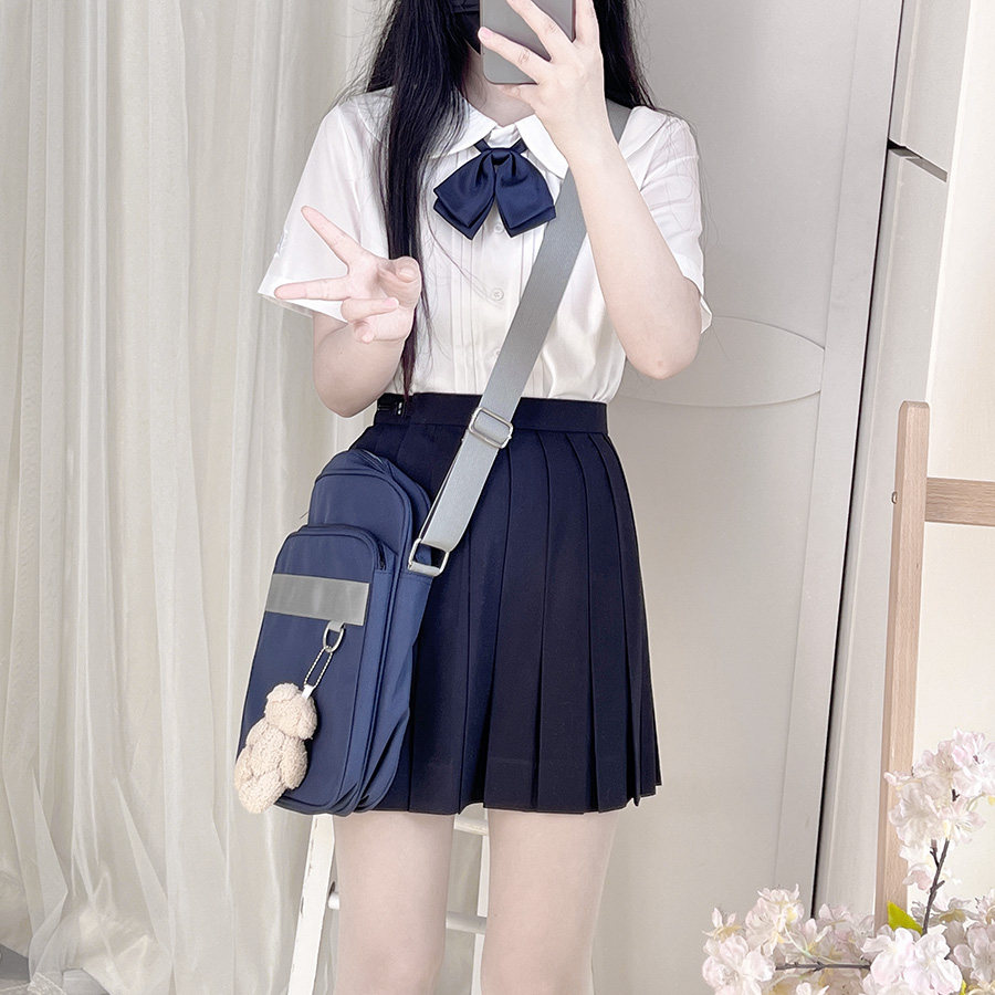 https://fulmo-img-server.com/unicoll/b2e919fb-5e33-4bf3-82ae-ae87ab76ad3c.jpg