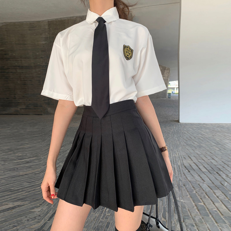 制服コスプレ ワッペン入り半袖シャツ＆プリーツスカートセット