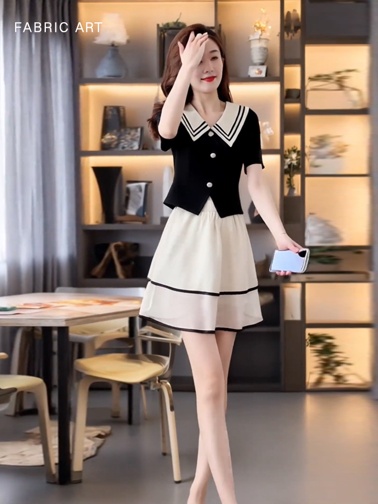 セーラー服風セットアップ　ブラック&ホワイト