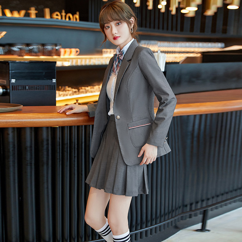 https://fulmo-img-server.com/unicoll/c7541cd4-256d-40d4-8293-8d496cc5c666.jpg