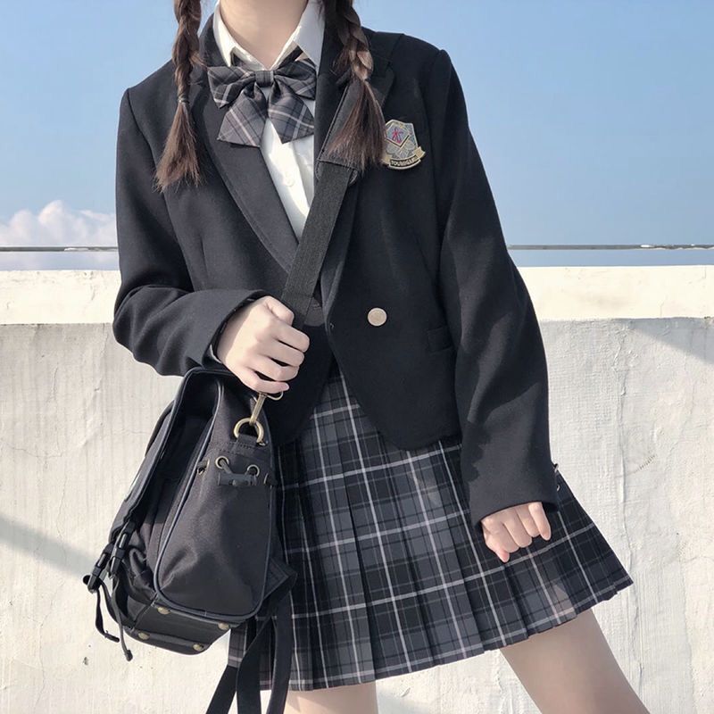 https://fulmo-img-server.com/unicoll/c8699e09-1040-4950-9143-add2b9ac5861.jpg