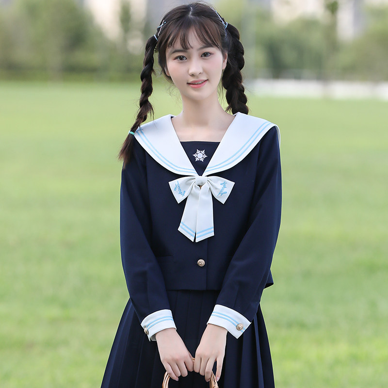 https://fulmo-img-server.com/unicoll/c956db12-13e5-410e-984a-387880e0e0ee.jpg