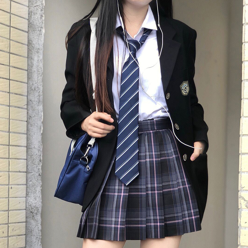https://fulmo-img-server.com/unicoll/dae00c90-0e70-4a61-ae3e-bedf7e97cec4.jpg