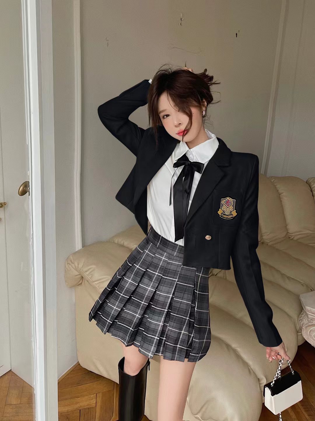 https://fulmo-img-server.com/unicoll/ddf6eb09-d04b-4720-a8f1-cdafe4025a4c.jpg