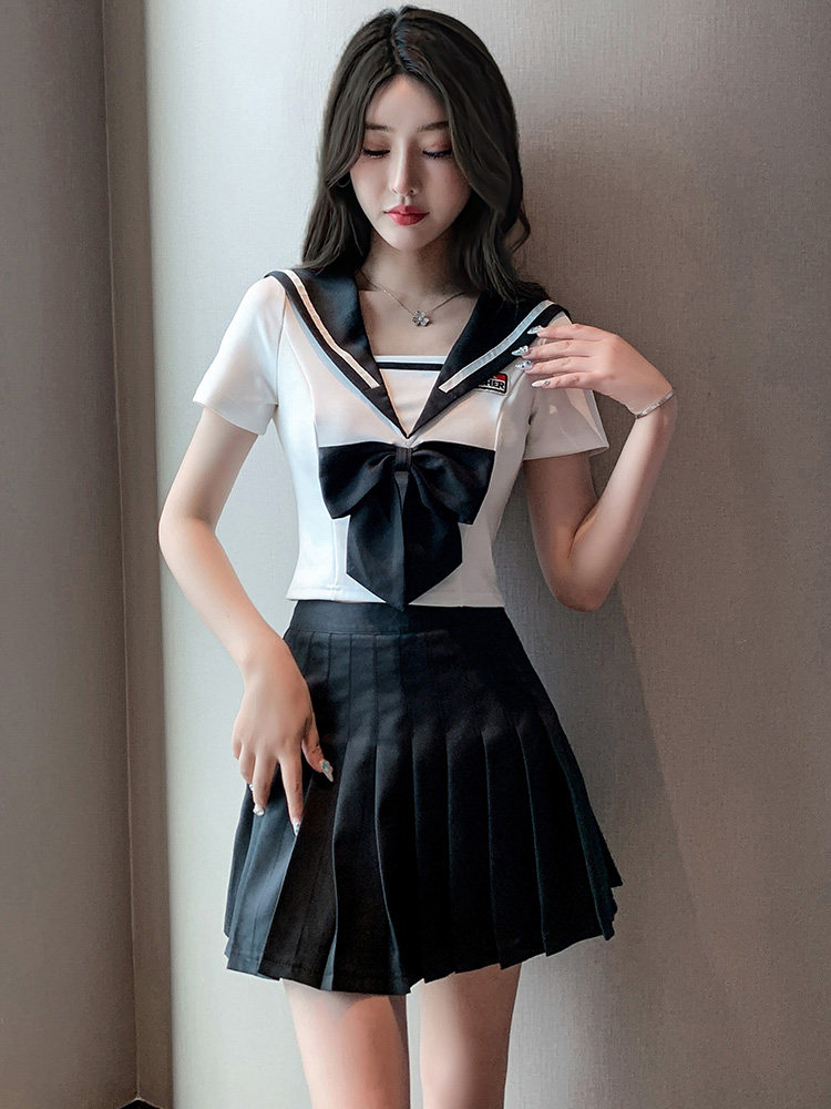https://fulmo-img-server.com/unicoll/e2b0ac73-55af-426c-830d-50a43d9a3df0.jpg