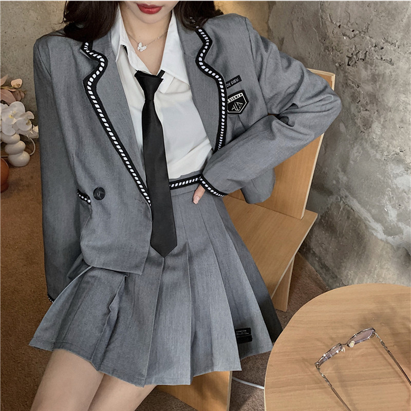 https://fulmo-img-server.com/unicoll/e4ea0bac-536e-4481-b8c3-8a821bb510cc.jpg