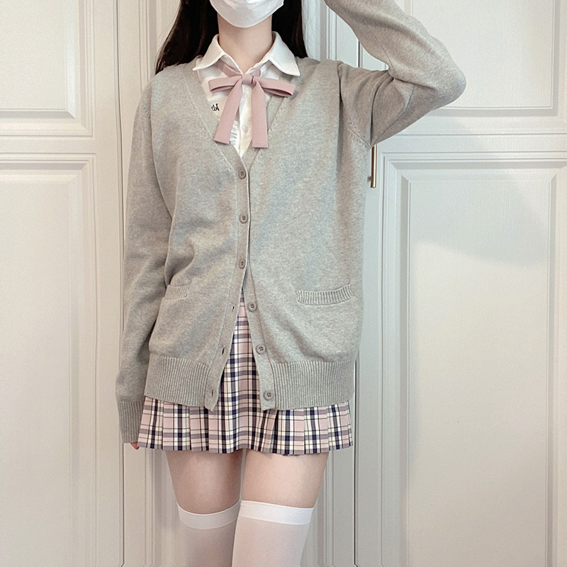 学園風　ニットカーディガン