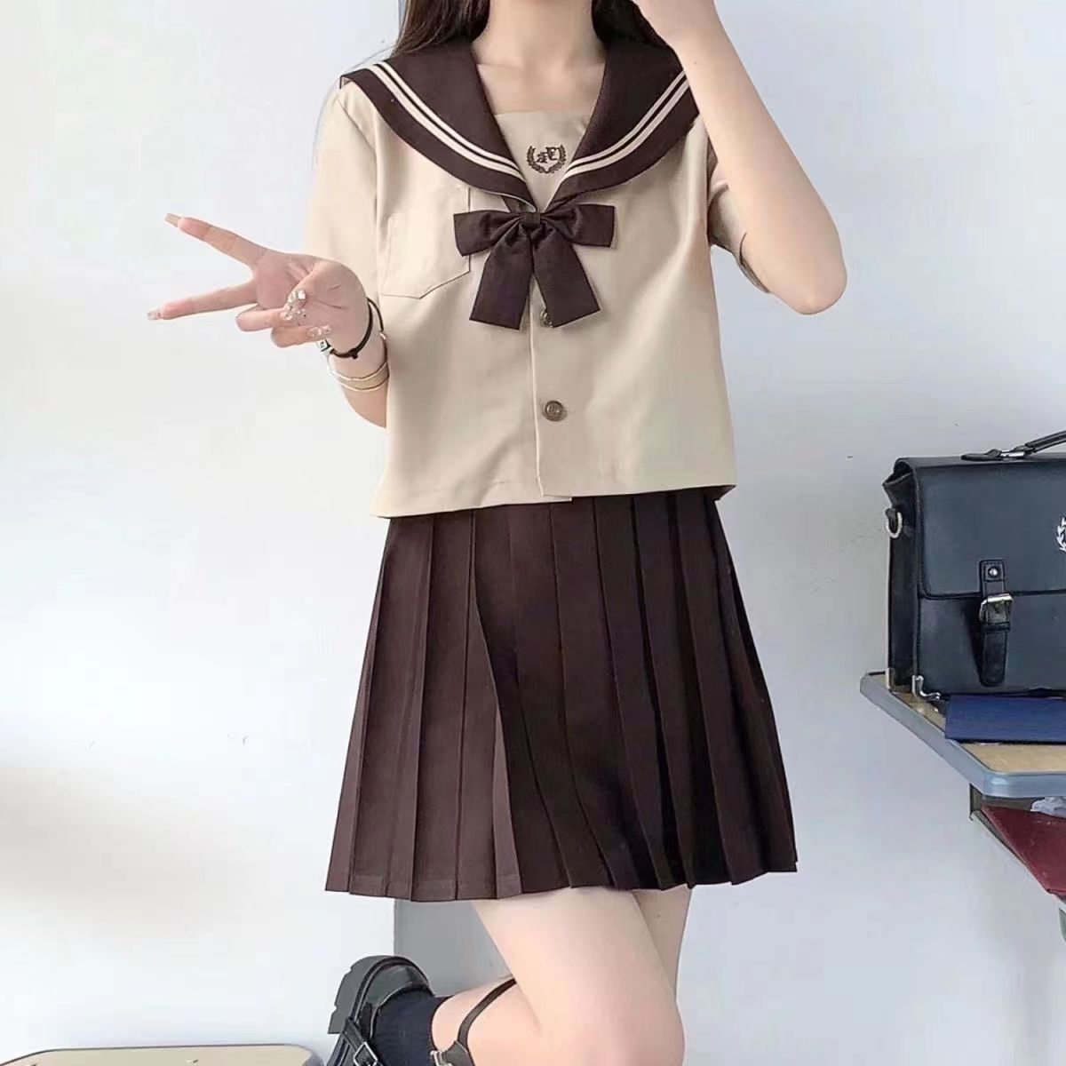 制服コスプレ　半袖／長袖 ブラウン　茶色　上品　レトロ　セーラー服