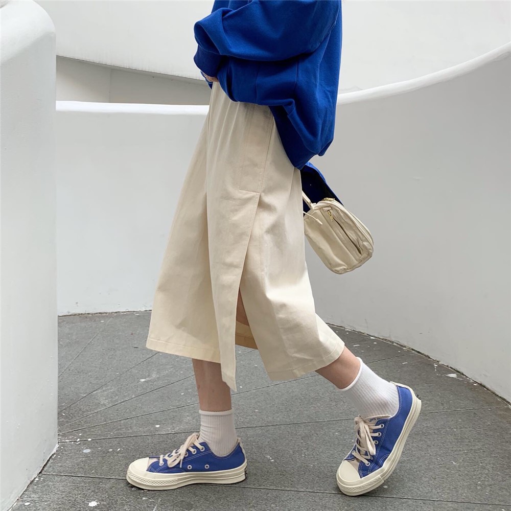 制服スカート 生成エラーです