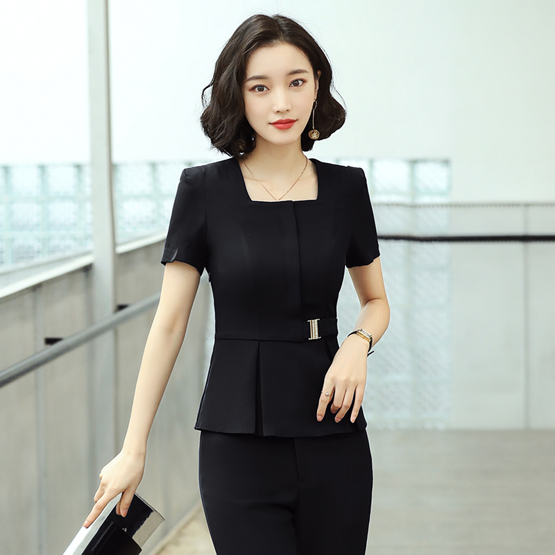 制服スカート 生成エラーです