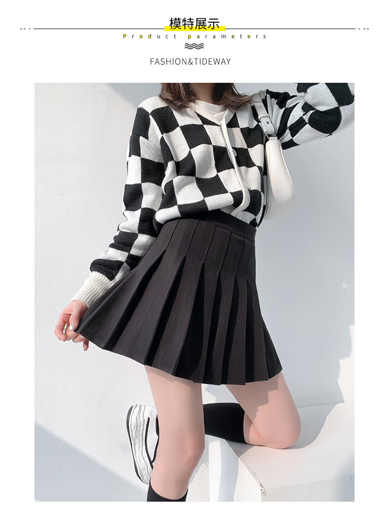 ミニ丈プリーツ制服スカート