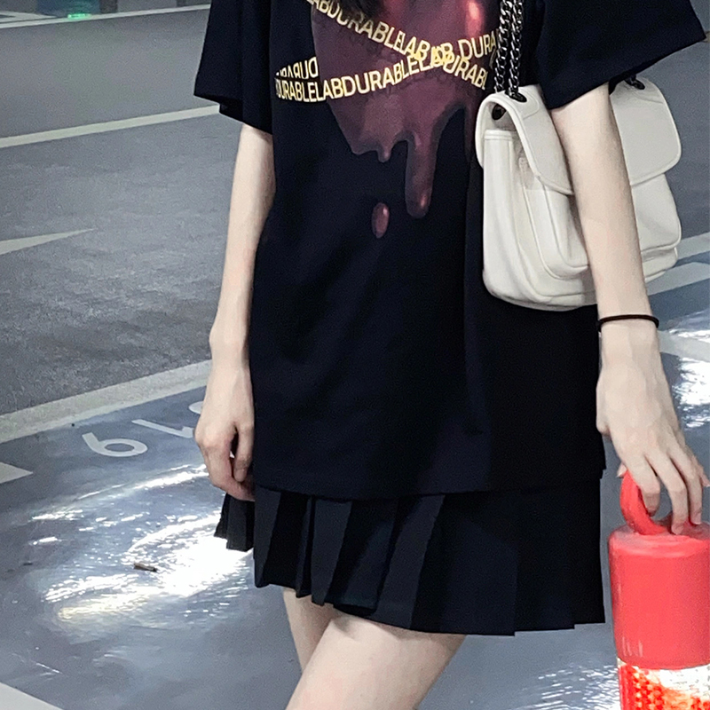ミドル丈プリーツ制服スカート