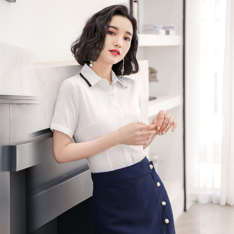 制服スカート フロントボタンタイトスカート