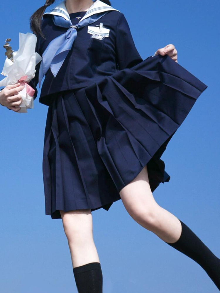 制服スカート 制服スカート 凛とした佇まい 正統派プリーツスカート
