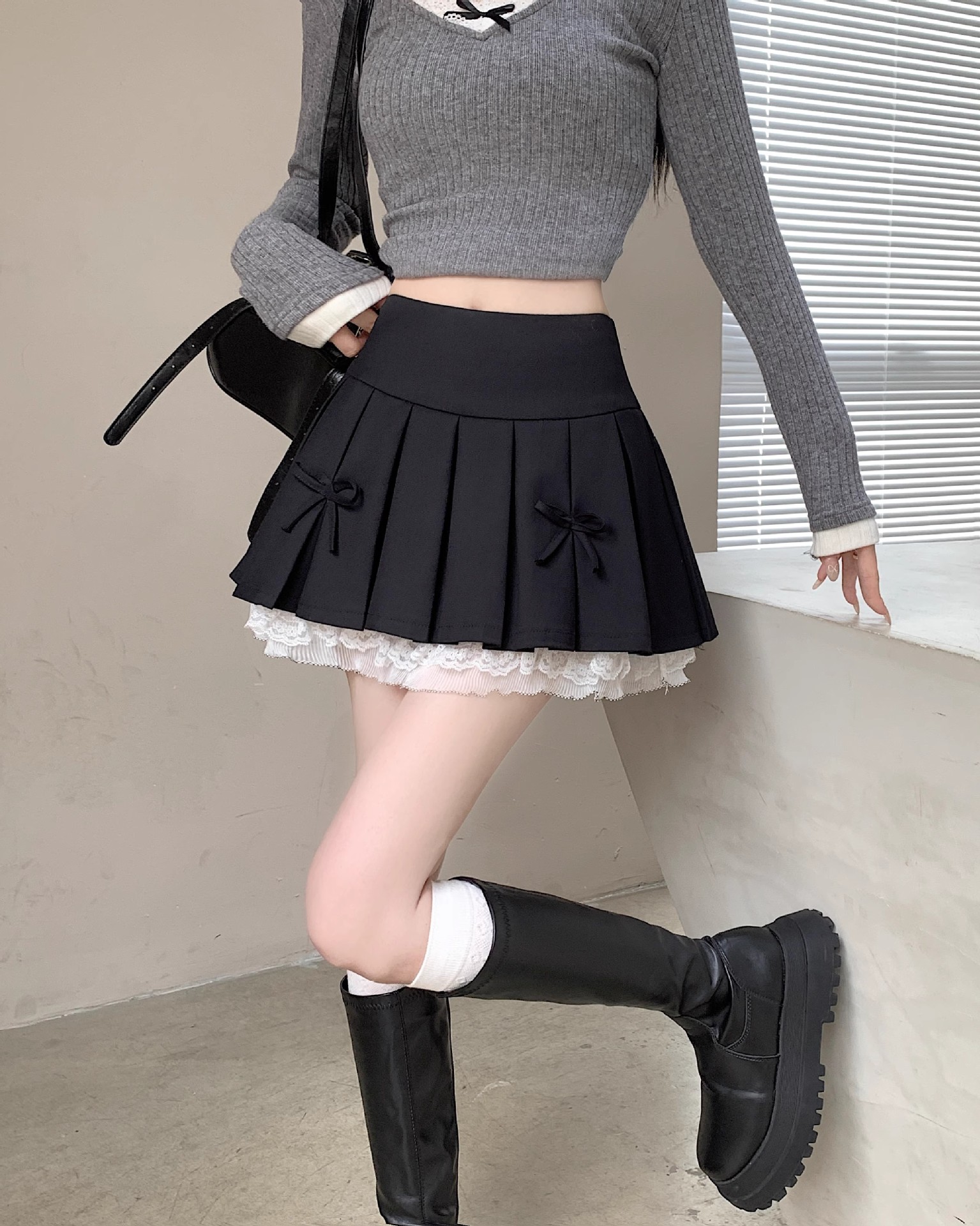 リボン付きプリーツ制服スカート