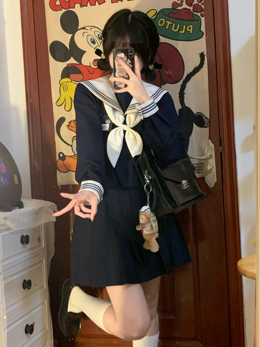 制服スカート 伝統的ラインセーラー制服スカート
