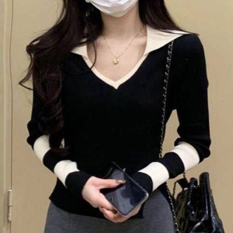 黒ファッション 襟元切替デザイン配色ライン袖ブイネックニット